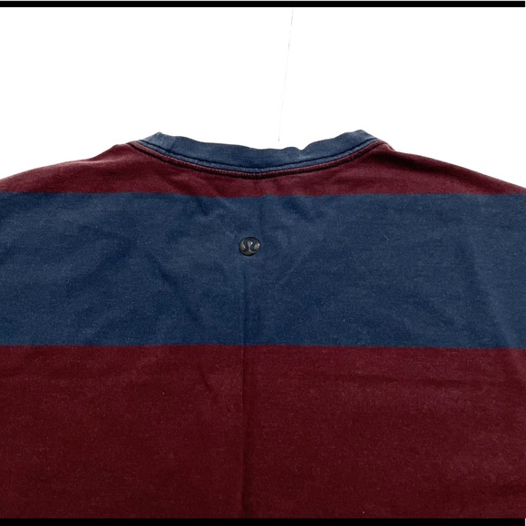 Lululemon Men’s Striped T-Shirt Size Small - Picture 3 of 7